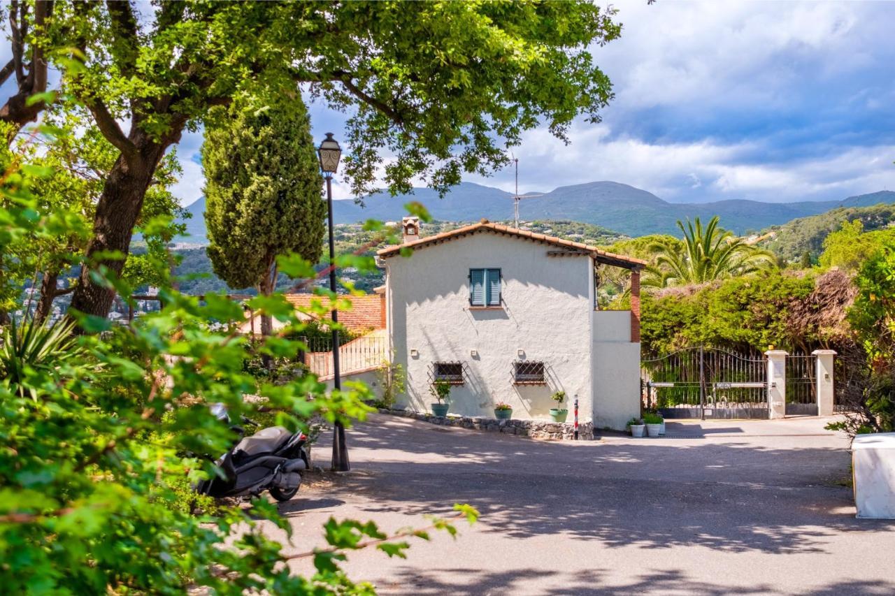 Bas De Villa, Piscine, 3 Etoiles Saint-Paul-de-Vence Dış mekan fotoğraf