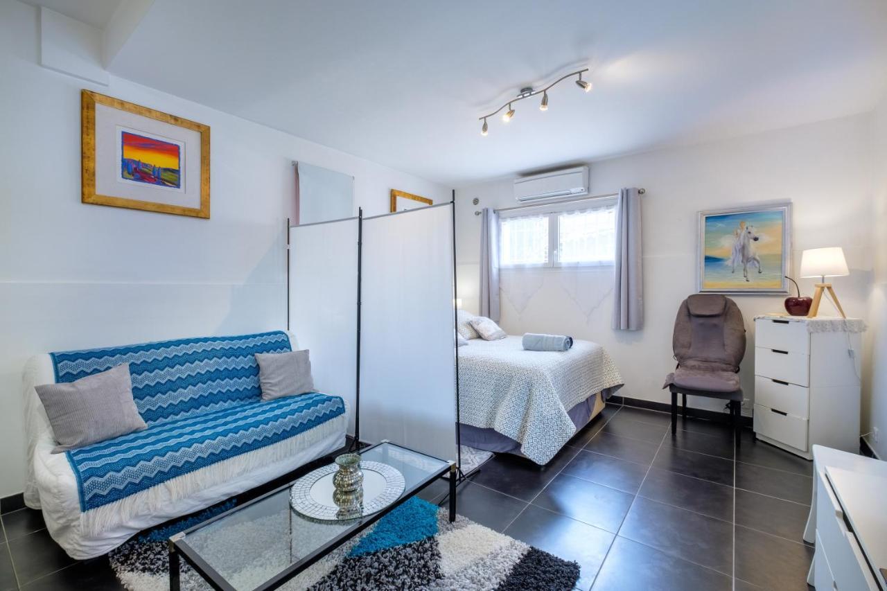 Bas De Villa, Piscine, 3 Etoiles Saint-Paul-de-Vence Dış mekan fotoğraf