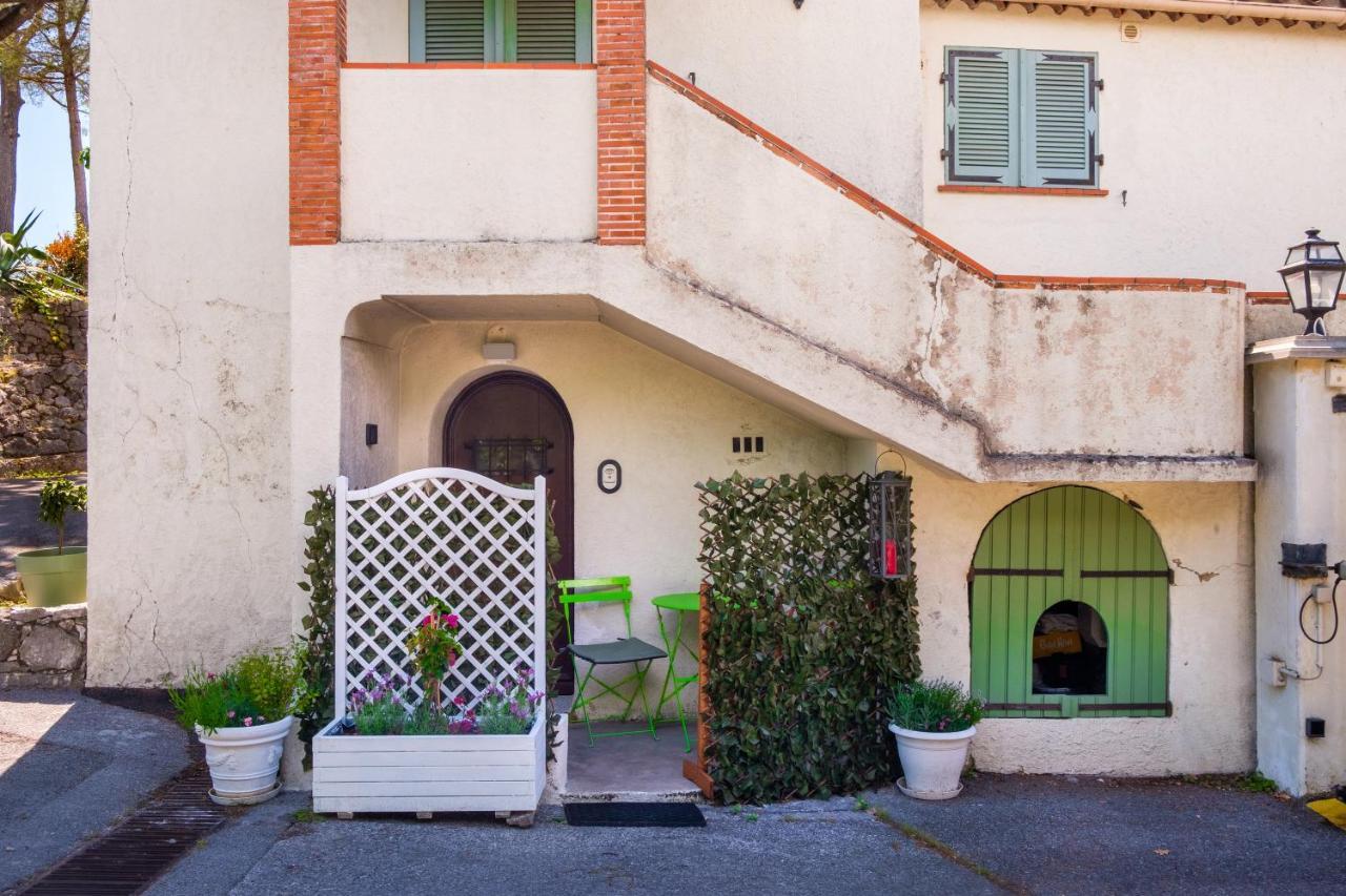 Bas De Villa, Piscine, 3 Etoiles Saint-Paul-de-Vence Dış mekan fotoğraf