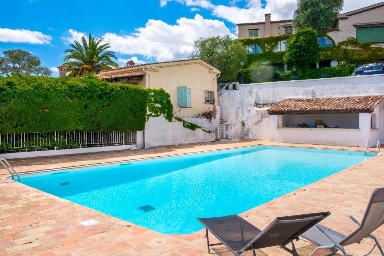 Bas De Villa, Piscine, 3 Etoiles Saint-Paul-de-Vence Dış mekan fotoğraf